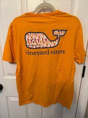 Men’s Vineyard Vines Orange Short Sleeve Whale Tee